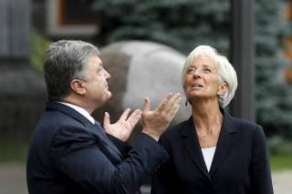 МВФ надевает на Украину хомут