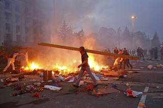 В правительстве Чехии советуют, как защитить свободу Латвии: надо сжигать людей, как в Одессе