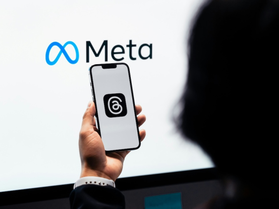Уолл-стрит на максимумах: акции Microsoft и Meta потянули рынок вверх