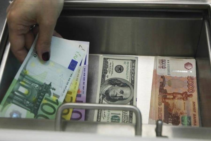 Шокирующий прогноз Saxo Bank: нефть по 100 долларов и резки рост рубля