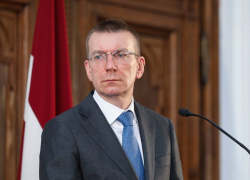 Страна застряла в переходе: способен ли Эдгарс Ринкевичс повысить рождаемость?