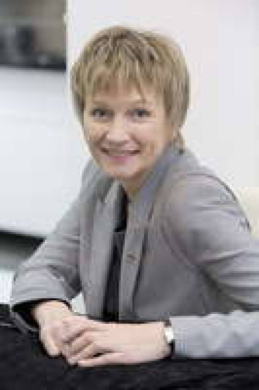 Нам &mdash; 18 лет!