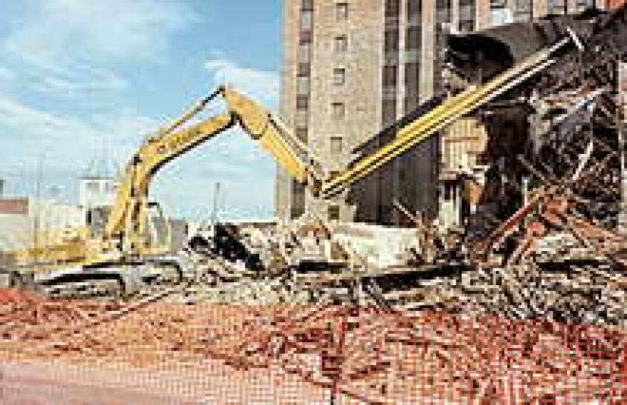 Массированная атака на "хрущевки"