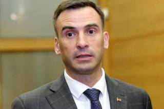 «Только 2% на чиновников» - Стакис о крайне щедром приросте к своей зарплате