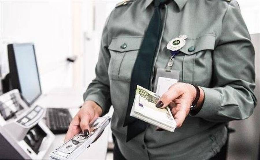 Вступили в силу новые правила провоза денег через границу России и стран ЕАЭС
