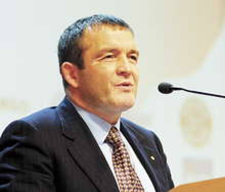 В состав госконцерна Белнефтехим входят отраслеобразующие государственные предприятия Белоруснефть, Беларуськалий и ряд других компаний. Годовой оборот в 2007 году составил 12,33 млрд. долларов.