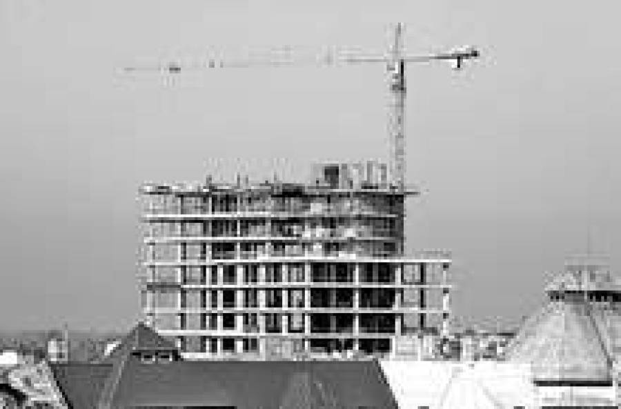 Наши строители готовы работать в любое время года.