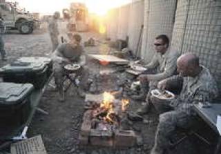 Наполнить содержимым солдатскую тарелку &mdash; дело выгодное.