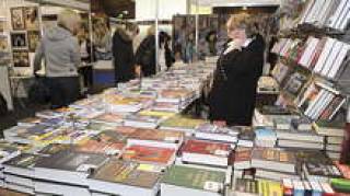 Несмотря на то, что книгоиздатели выбили себе 10% НДС, дела у них не идут в гору.