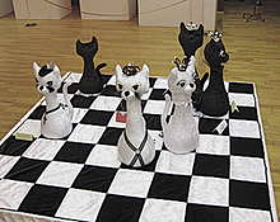 Кошки-шахматы Инны Смирновой (Эстония).