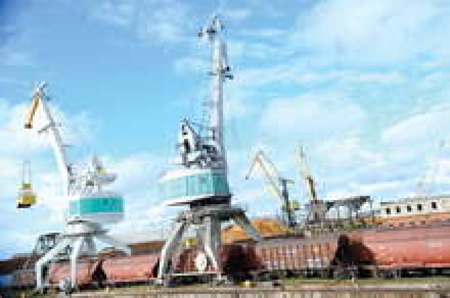 В нашу гавань заходили корабли. Часто!