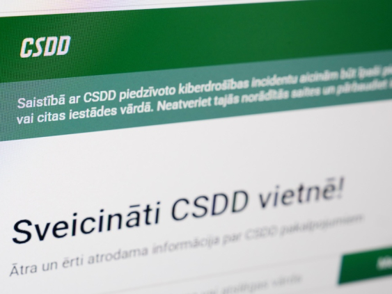 Компенсацию за ущерб от утечки данных CSDD жители могут требовать через суд