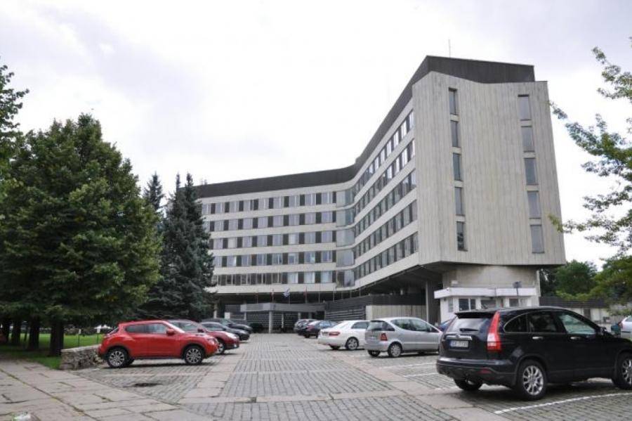 Министерство экономики потратит 30 млн евро на переезд в здание ЦК КПЛ