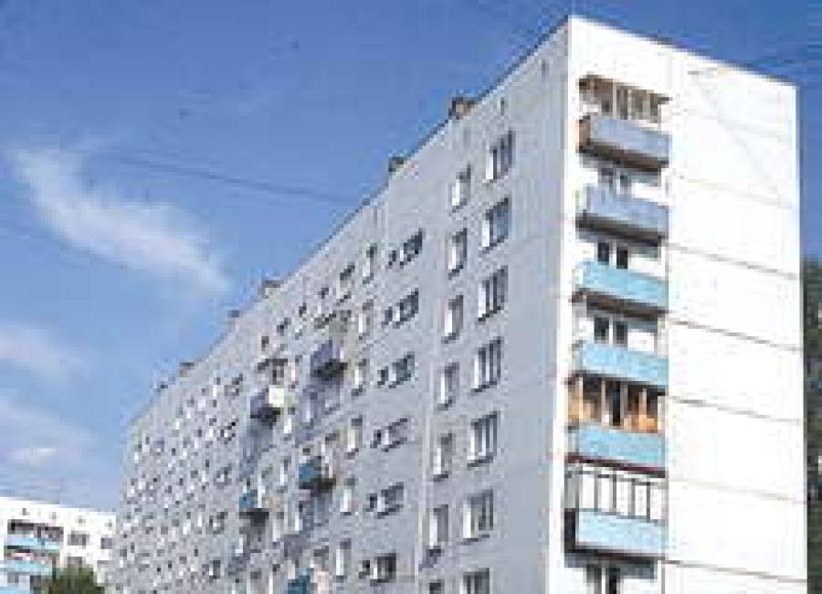 Долго глядя на такой дом, можно впасть в депрессию.