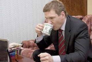 Доллары инвесторов липнут к Агентству инвестиций и развития. Но уже в меньшем объеме.