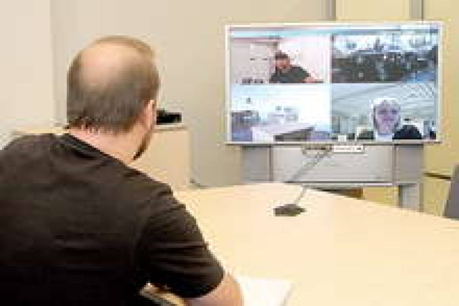 Видеоконференция поможет сэкономить