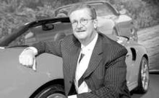 У Porsche неумеренные аппетиты. На снимке — совладелец компании Венделин Ведекинг.