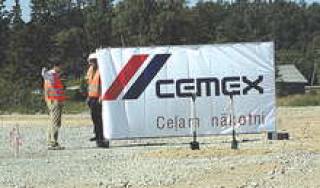 Латвийский цемент с завода Cemex в Броцены пошел на экспорт в Россию.