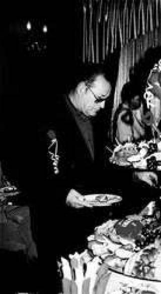  Валерий НИКИФОРОВ ректор БРИ: любовь с первой ложки. 