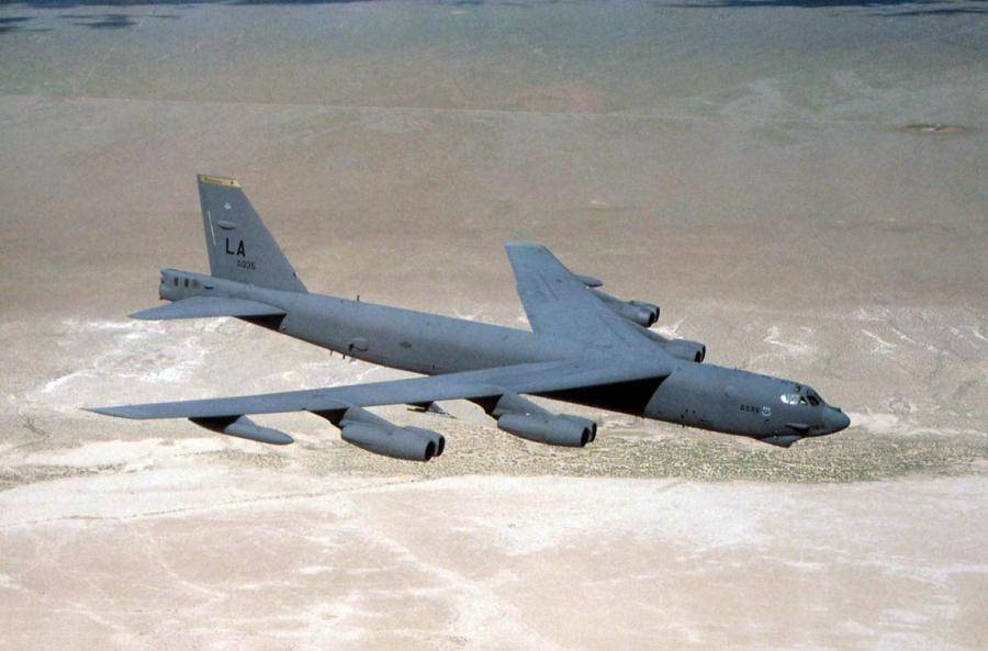 &quot;Летающая крепость&quot; B-52.