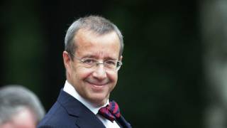Президент Эстонии рассказал, как русские заставили работать рок-музыку на Кремль (видео)