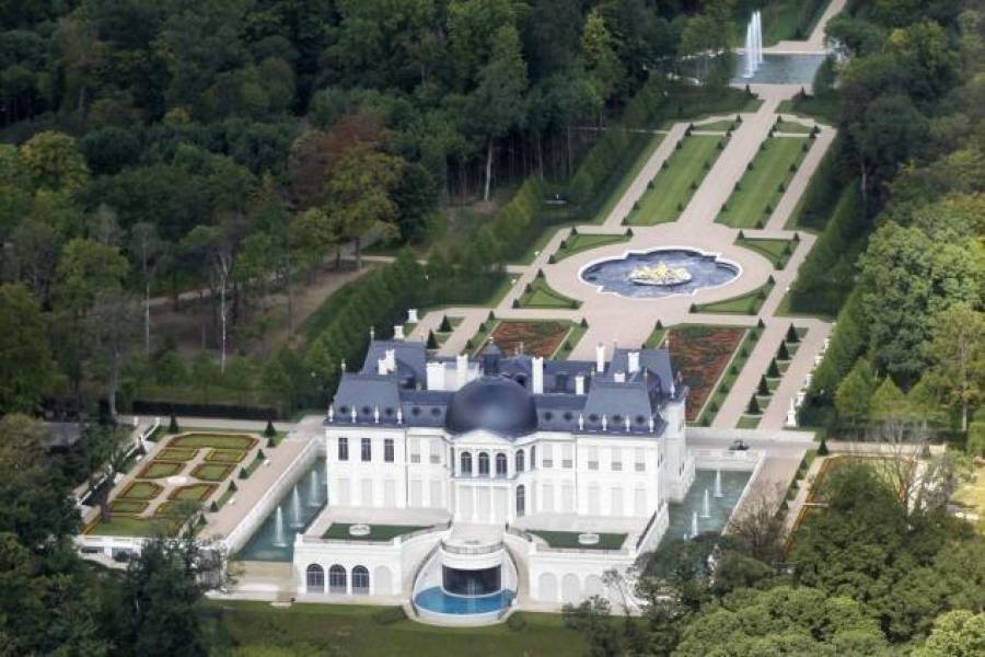 Особняк Chateau Louis XIV.