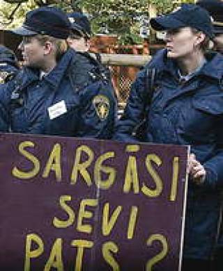 “Стереги себя сам”.