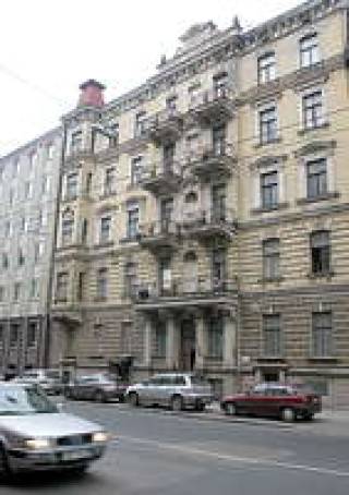 Домовладелец стал заложником думы
