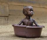 Комиссар устыдил Страуюму, которая не хочет жить рядом с чернокожими беженцами 