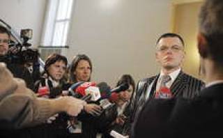 Эйнар Репше уже неделю не может связаться с Дзинтарсом Якансом.