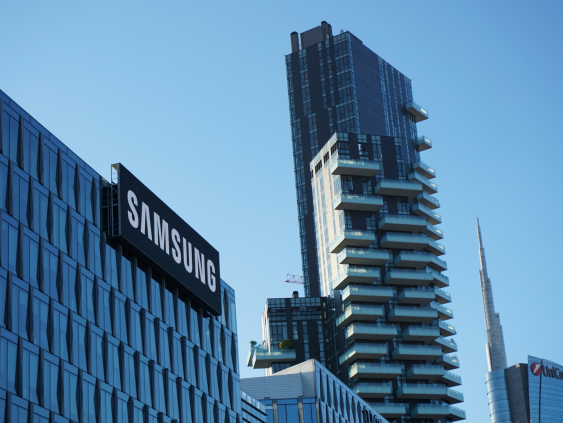 Прибыль Samsung во втором квартале сократилась на 48%