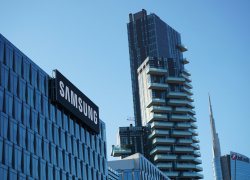 Прибыль Samsung во втором квартале сократилась на 48%