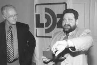  Андрис ЗОРГЕВИЦ (справа): &quot;LDz идет в ногу со временем&quot;.