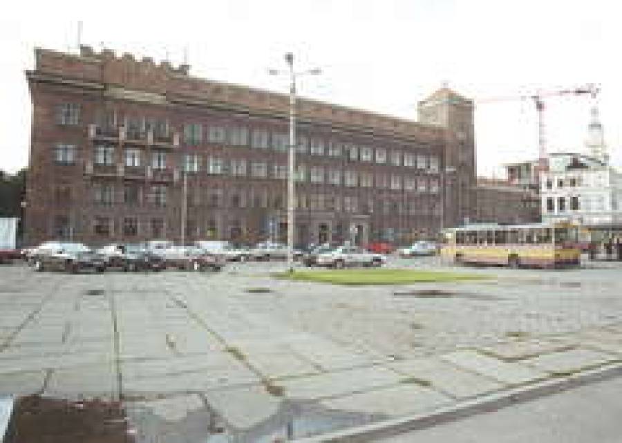 Гостиницы на Калькю, 1, пока не будет