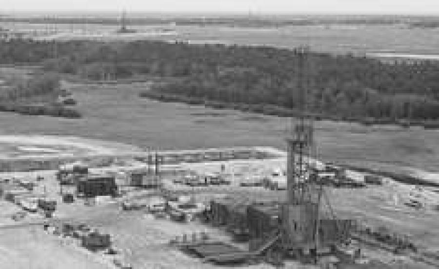  Объемы добычи нефти позволяют ЮКОСу диктовать свои правила игры.