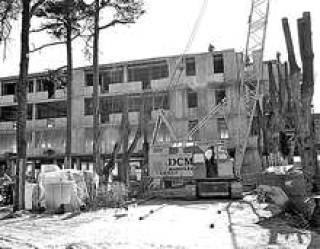 Возведение нового корпуса региональной больницы.