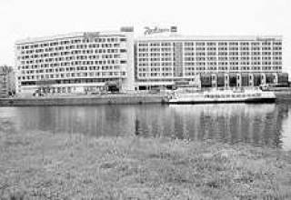 Гостиница Radisson SAS Daugava и прилегающая к ней земля отойдут частникам “по лимонаду”?