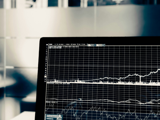 Обвал нефти и «разброд» на рынках: инвесторы ждут снижения ставок