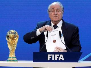 ФИФА подтвердила право России на чемпионат мира по футболу 2018 года, не найдя нарушений в выборе страны-хозяйки
