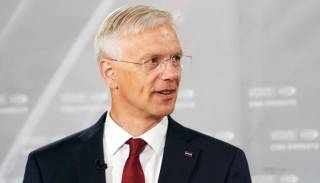 Кариньш: профсоюзы учителей занимают позицию &quot;никаких перемен, просто дайте больше денег&quot;
