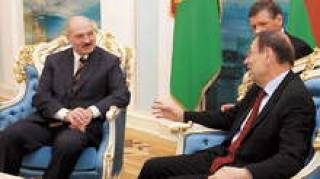 Хавьер Солана Александру Лукашенко: “Я полон надежд, что отношения ЕС и Белоруссии будут развиваться”.