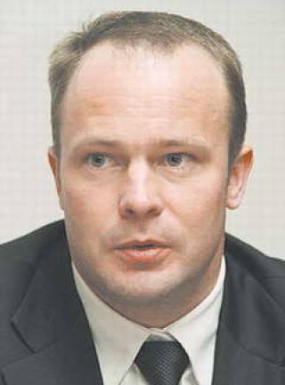  Хенрий ФОГЕЛИС.