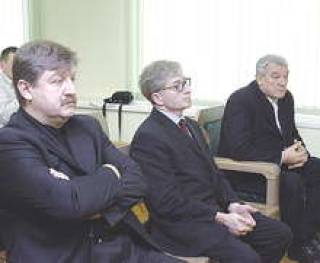 Фигуранты Юрмалгейта:  ныне находящийся в бегах Герман Милуш (слева) и Юрис Хлевицкис (в центре).