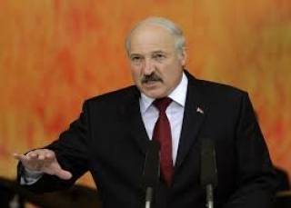 Лукашенко приказал все банки «подстричь под одну гребенку»