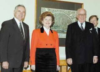 Урок литовского.Валдас Адамкус остудил горячие головы.