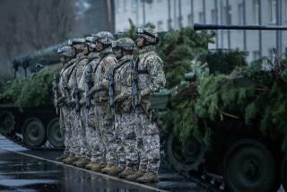Американские танкисты в Адажи (Латвия). 