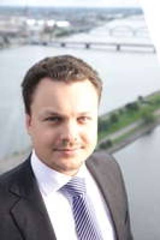 Даниил Рулев: &quot;Для привлечения капитала в Латвию необходимо формировать в государстве привлекательный для предпринимательства климат или по крайней мере не мешать бизнесу работать&quot;.