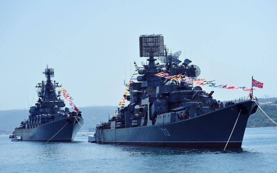 Тяжело в ученье, легко в бою: Китай и Россия бороздят Средиземное море, НАТО учится воевать в Балтии и Грузии