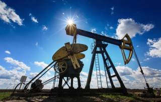 Рубль вырос к евро и доллару на фоне подорожания нефти Brent