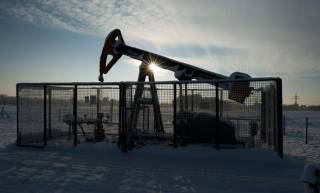 Цена нефти упала ниже 50 долларов за баррель